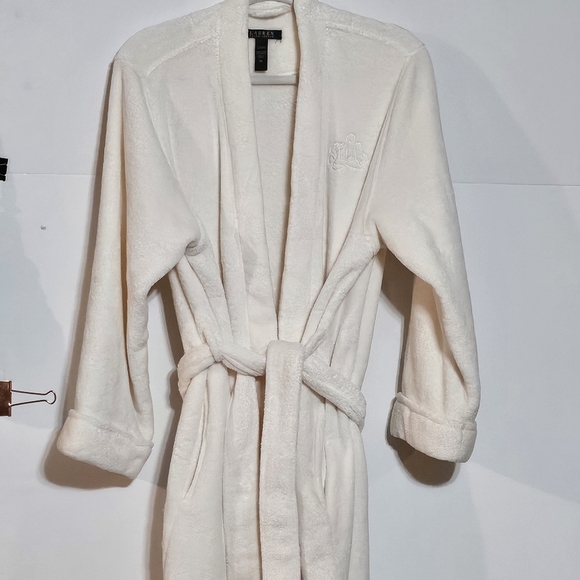 Lauren Ralph Lauren 'LRL' Monogram Plush White Robe - Picture 2 of 12